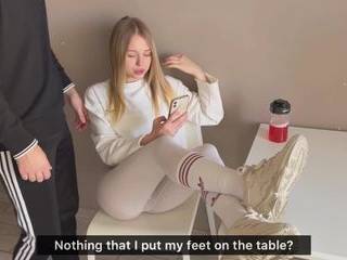 Сосет член любительское